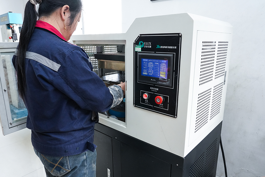 揚州雅光ケーブル有限公司